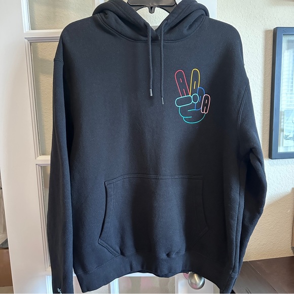 Adidas Black Hoodie with Colorful Peace Graphic size M - Picture 2 of 4